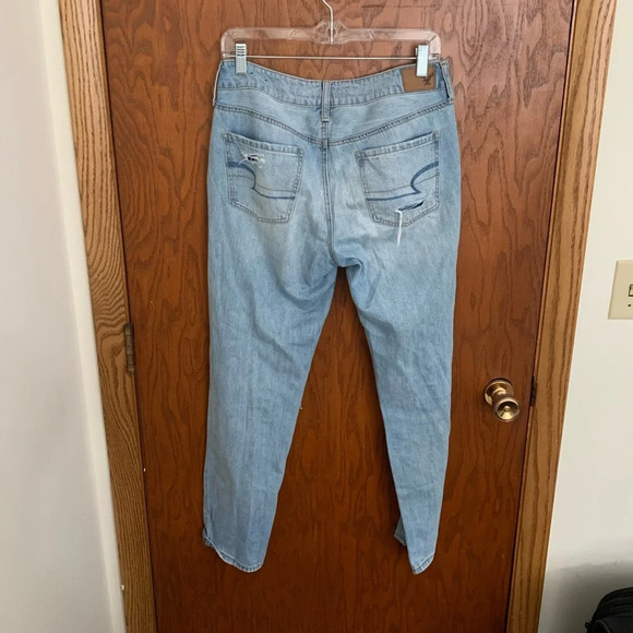 American Eagle Tom Girl Distressed Button Fly Jeans - Picture 6 of 6